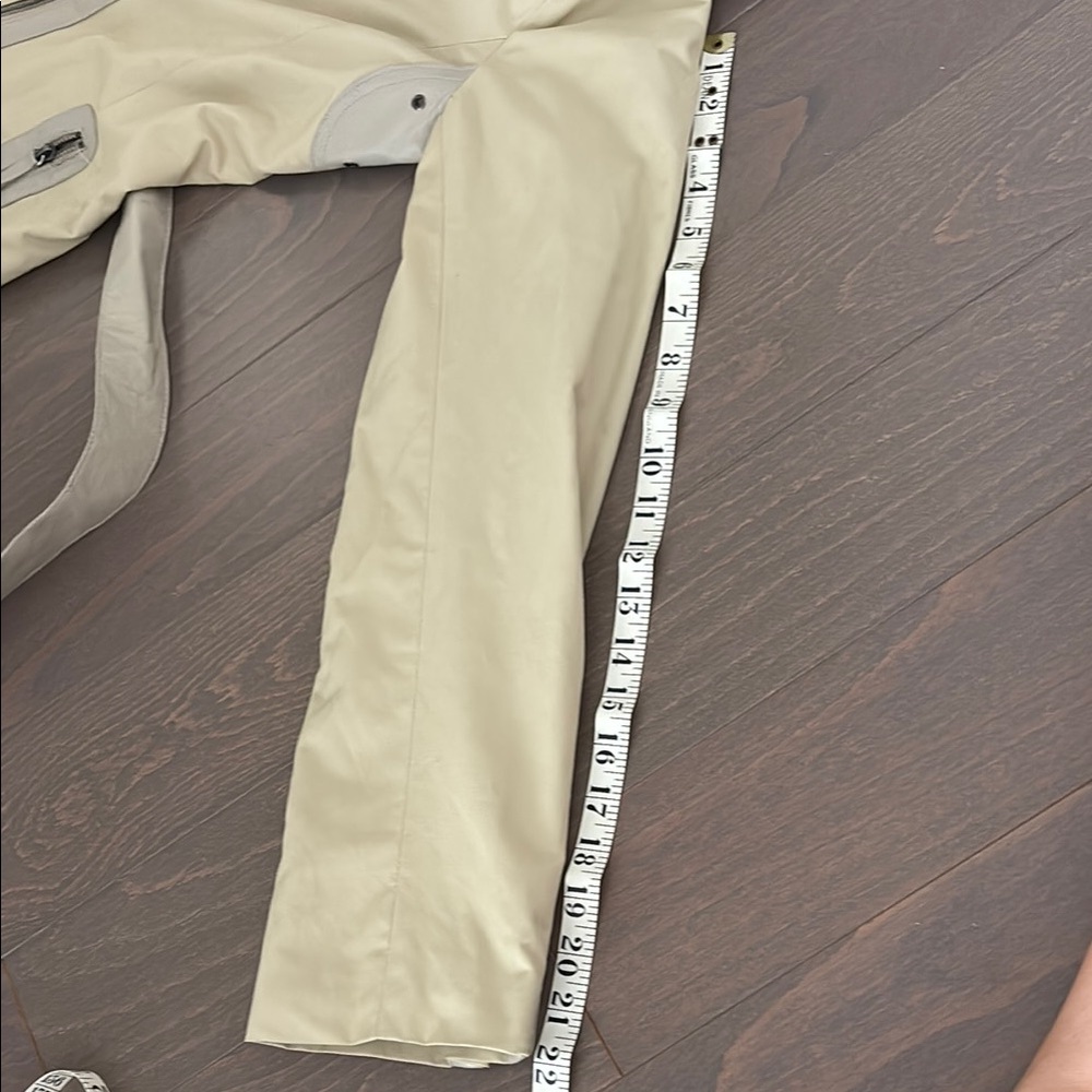 RUDSAK Cream and Tan Fabric - Picture 6 of 6